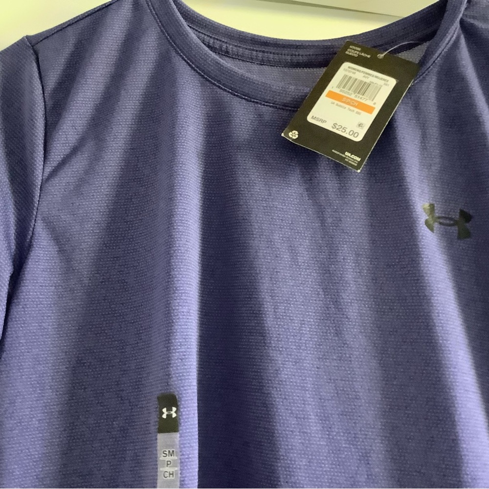 NWT Under Armour Tee size small